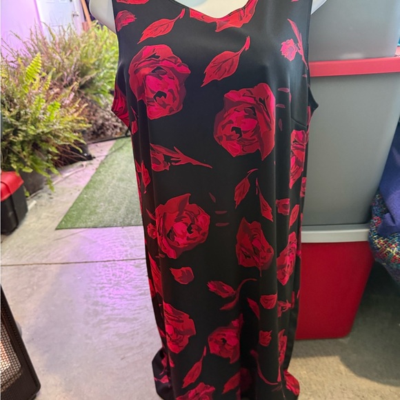 Kathie Lee Collection Black and Red Floral Midi Dress p51 - Picture 2 of 4